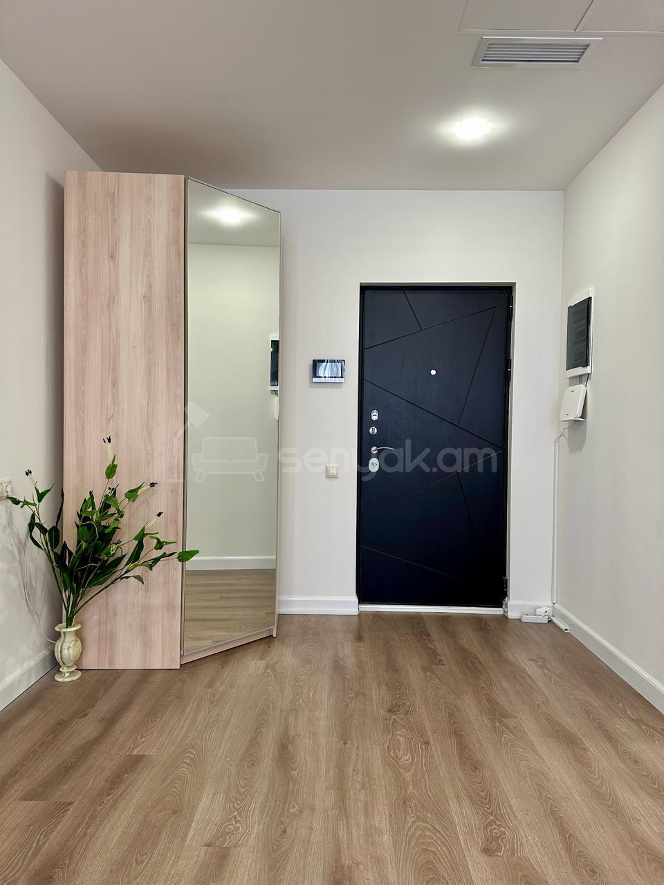 2 Սենյականոց Բնակարան Նորակառույցում, 75քմ, 3/5 հարկ, Դիզայներական Վերանորոգված, Կահավորված, Արևկող
