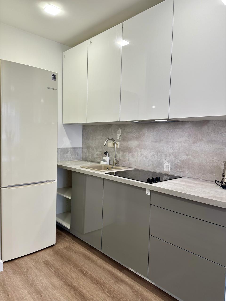 2 Սենյականոց Բնակարան Նորակառույցում, 75քմ, 3/5 հարկ, Դիզայներական Վերանորոգված, Կահավորված, Արևկող