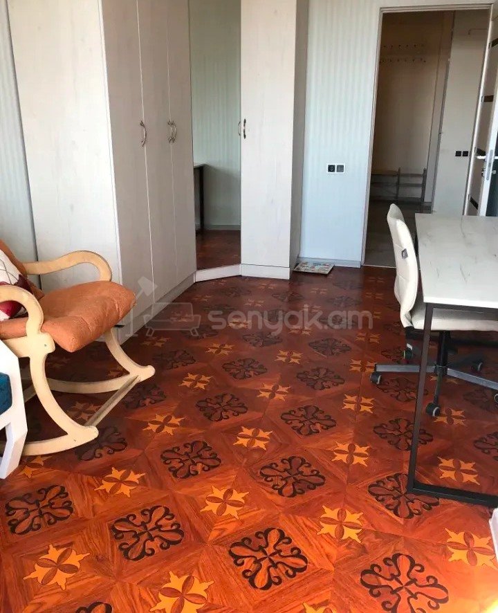 4 Սենյականոց Բնակարան Նորակառույցում, 96քմ, 7/14 հարկ, Կապիտալ Վերանորոգված