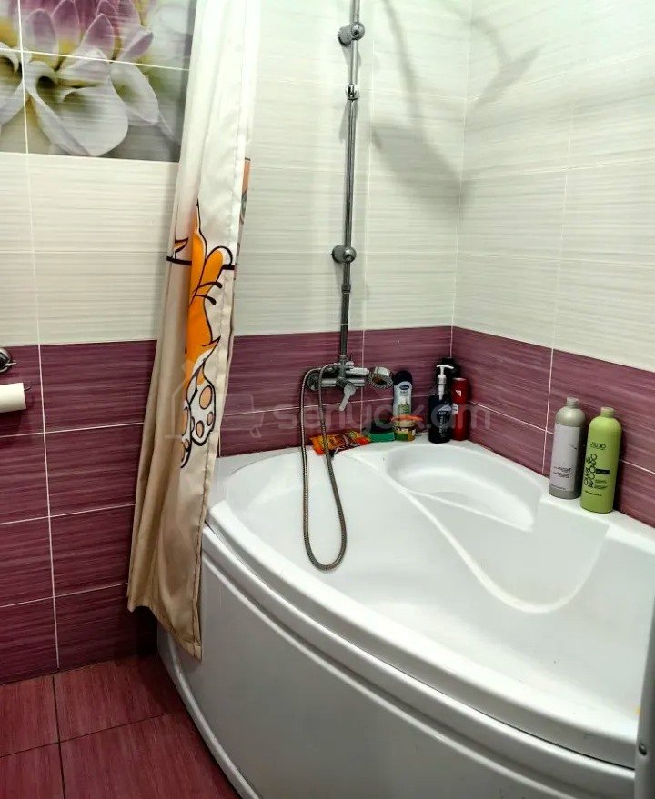 4 Սենյականոց Բնակարան Նորակառույցում, 96քմ, 7/14 հարկ, Կապիտալ Վերանորոգված