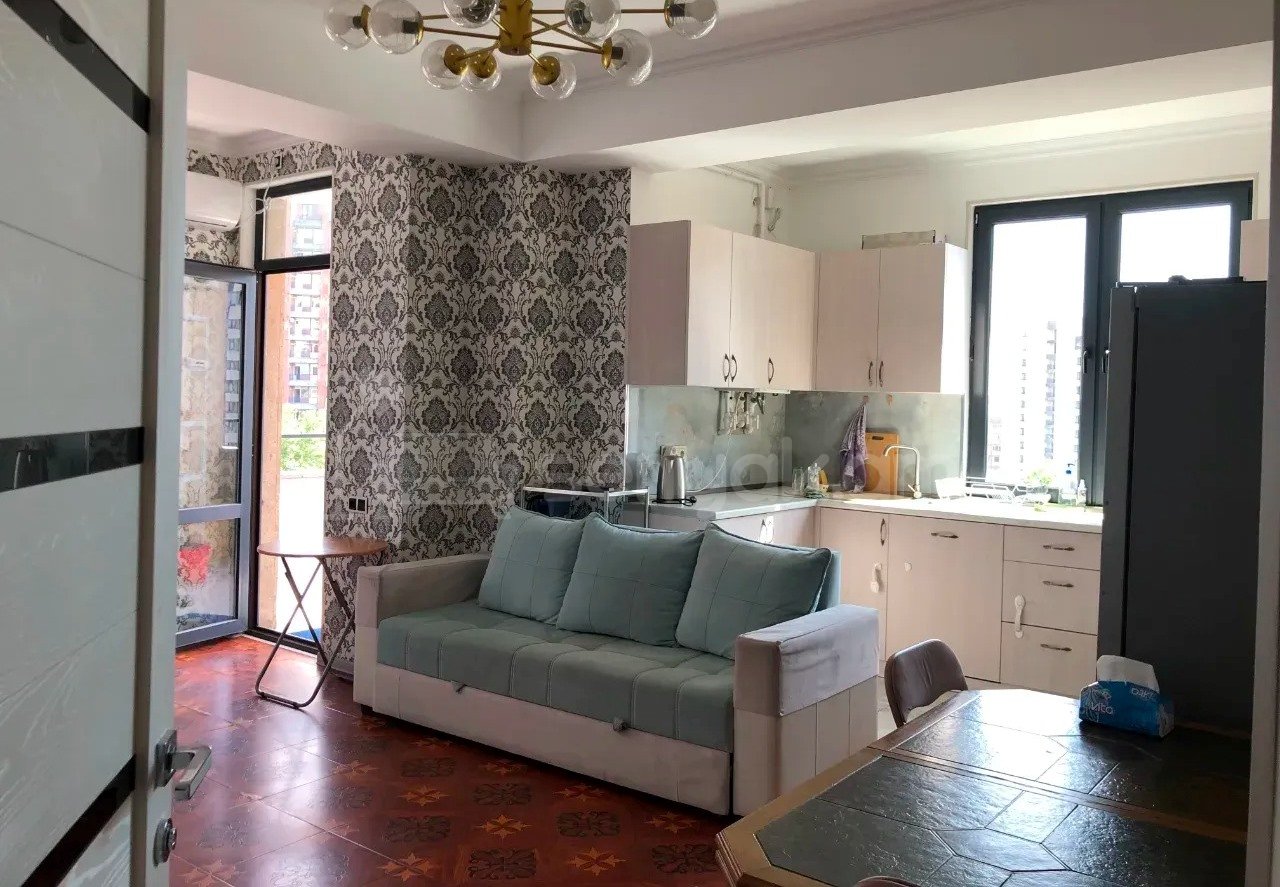 4 Սենյականոց Բնակարան Նորակառույցում, 96քմ, 7/14 հարկ, Կապիտալ Վերանորոգված