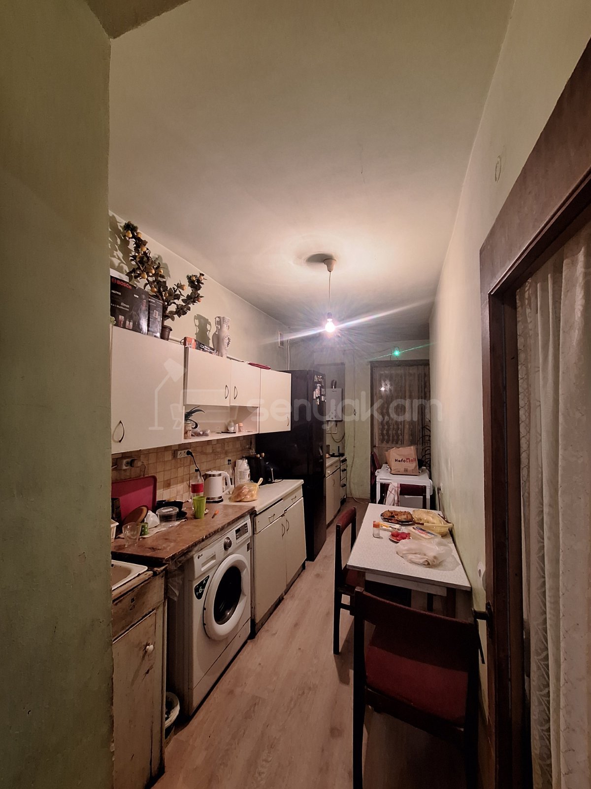 4 Սենյականոց Բնակարան, 90քմ, 7/9 հարկ, Նորմալ Վիճակում