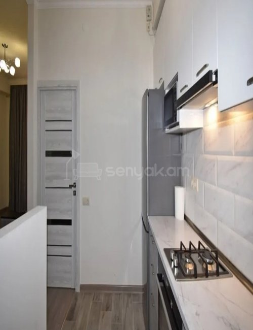 2 Սենյականոց Բնակարան, 50քմ, 7/13 հարկ, Կապիտալ Վերանորոգված, Կահավորված, Արևկող