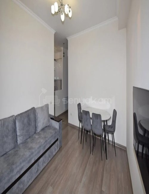 2 Սենյականոց Բնակարան, 50քմ, 7/13 հարկ, Կապիտալ Վերանորոգված, Կահավորված, Արևկող