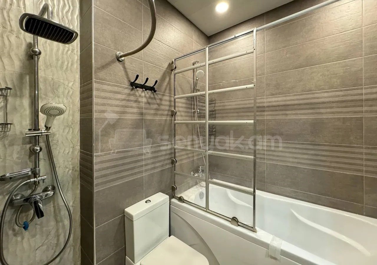 3 Սենյականոց Բնակարան Նորակառույցում, 78քմ, 11/15 հարկ, Կապիտալ Վերանորոգված