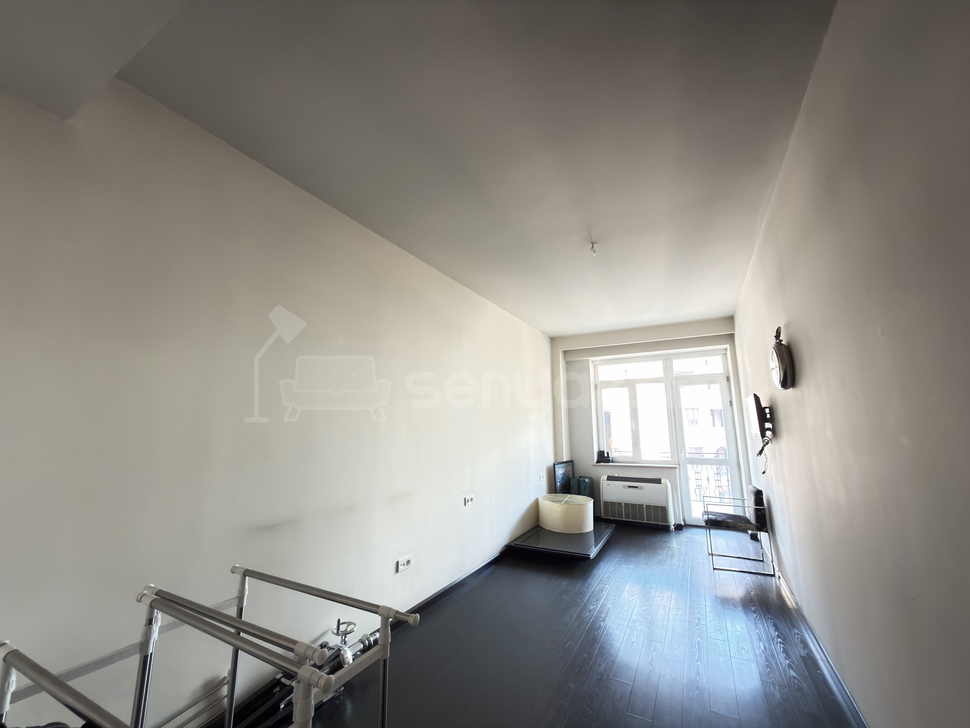 4 Սենյականոց Բնակարան Նորակառույցում, 200քմ, 7/9 հարկ, Դիզայներական Վերանորոգված