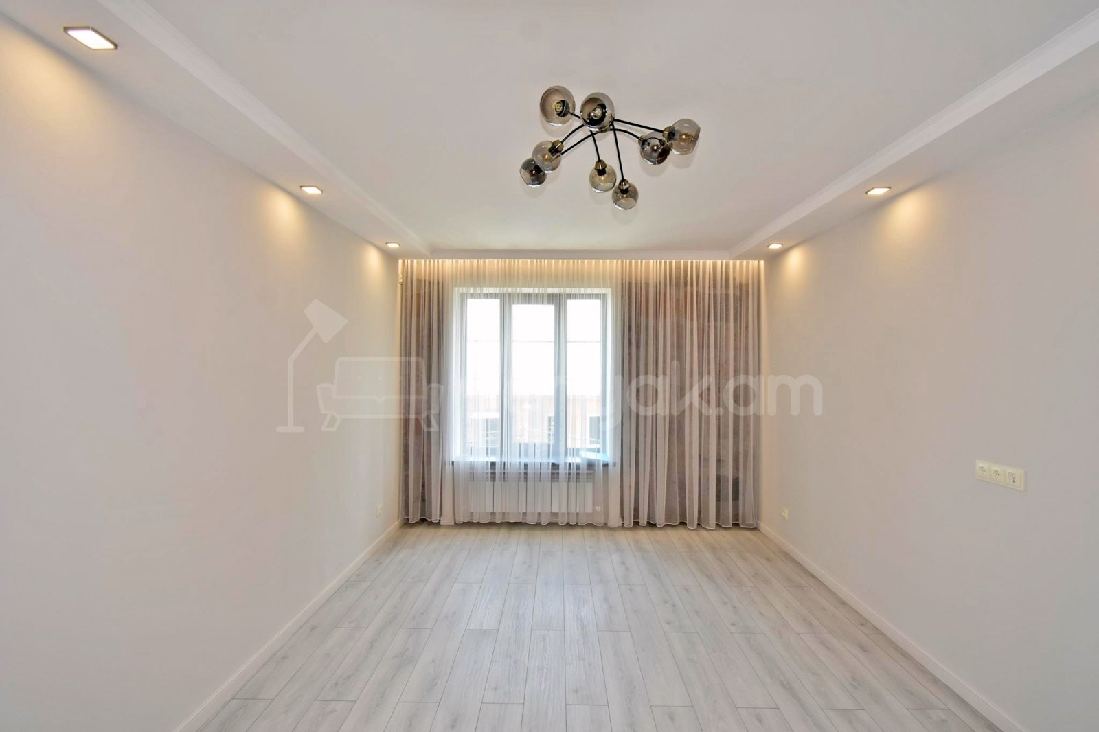 3 Սենյականոց Բնակարան Քարե Շենքում, 61քմ, 2/5 հարկ, Կապիտալ Վերանորոգված