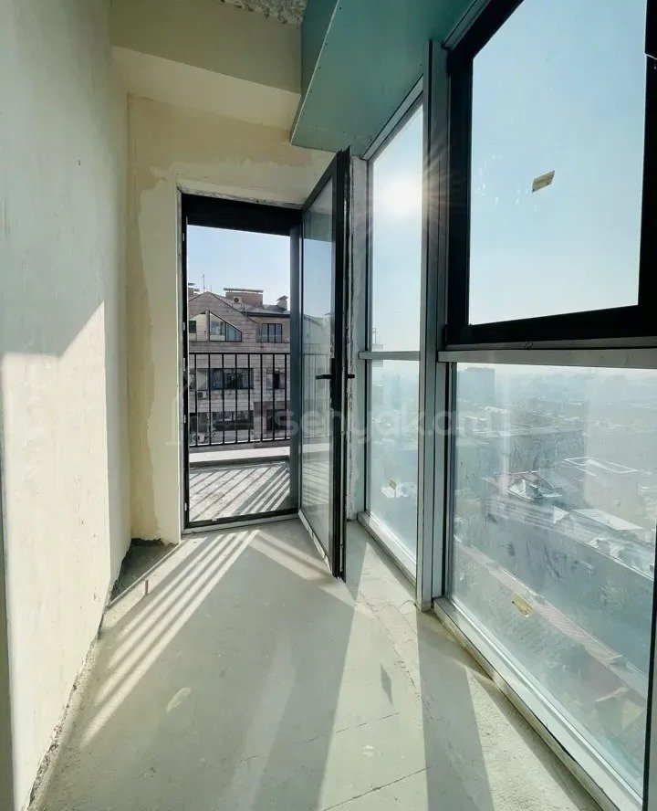 3 Սենյականոց Բնակարան Նորակառույցում, 84քմ, 15/18 հարկ, Զրոյական Վիճակում