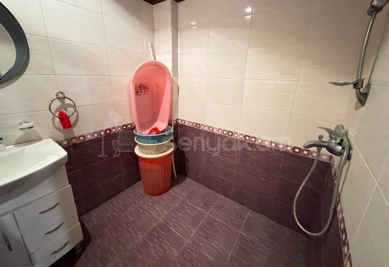 3 Սենյականոց Բնակարան, 89քմ, 15/16 հարկ, Նորմալ Վիճակում