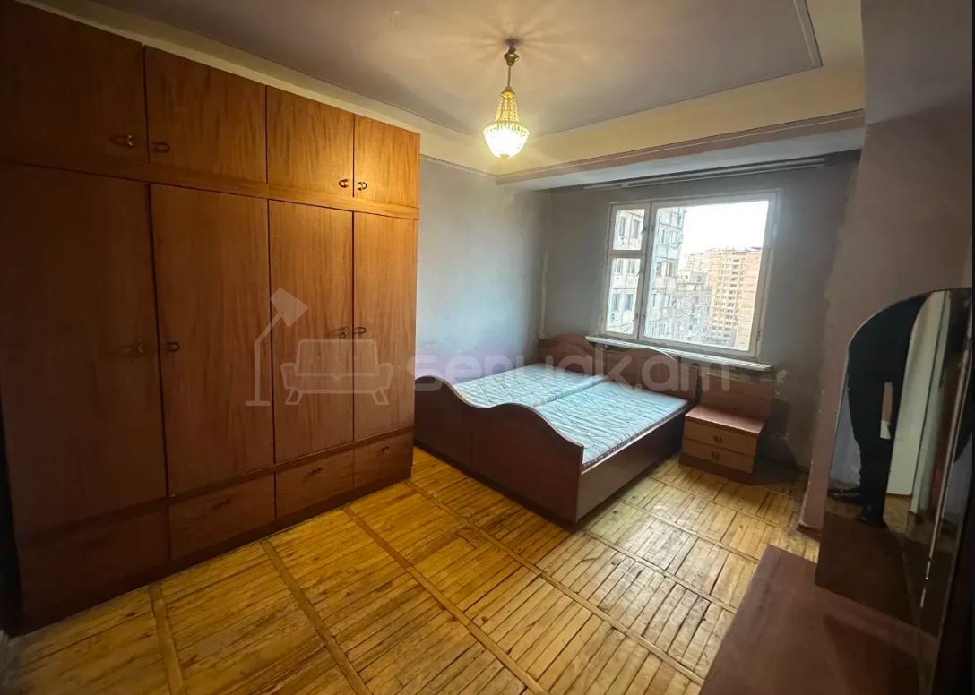 2 Սենյականոց Բնակարան, 65քմ, 11/14 հարկ, Պետական Վիճակում, Մասամբ Կահավորված, Արևկող