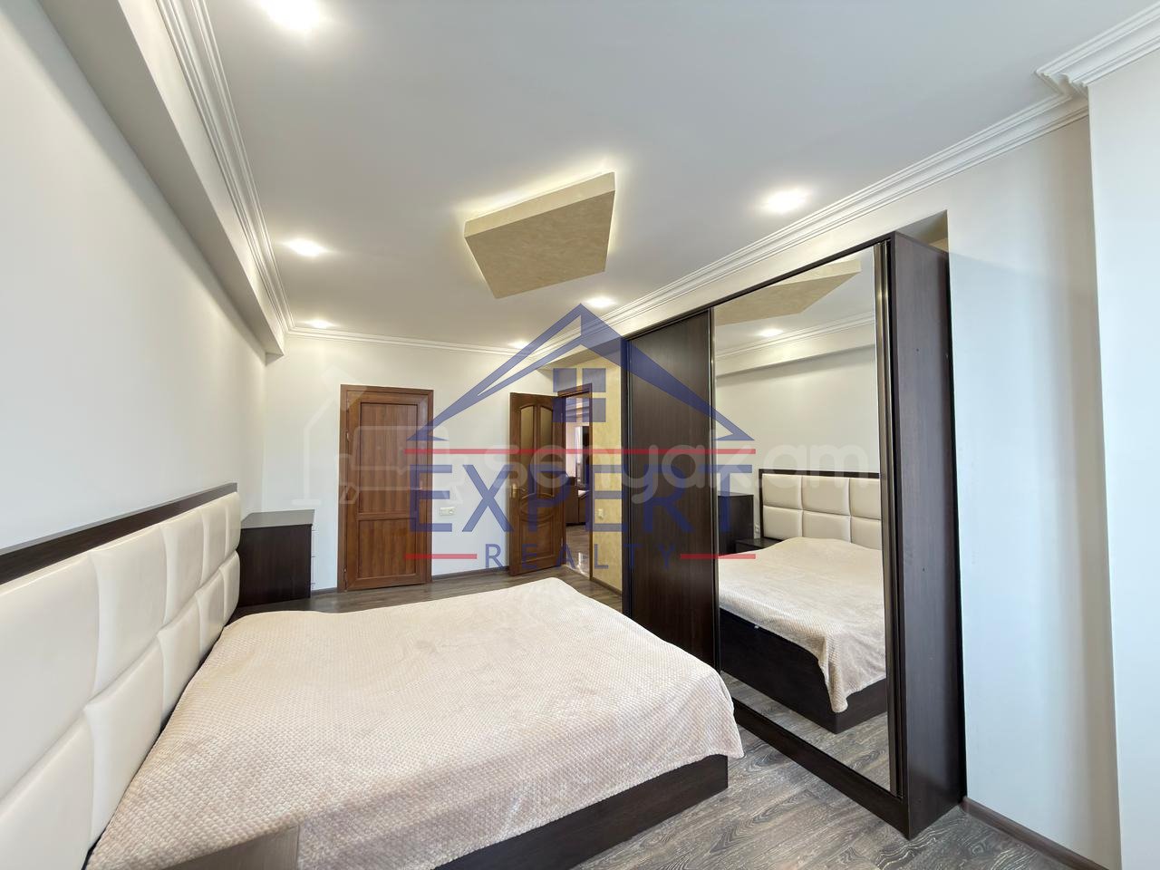 3 Սենյականոց Բնակարան, 110քմ, 11/11 հարկ, Կապիտալ Վերանորոգված, Կահավորված, Արևկող