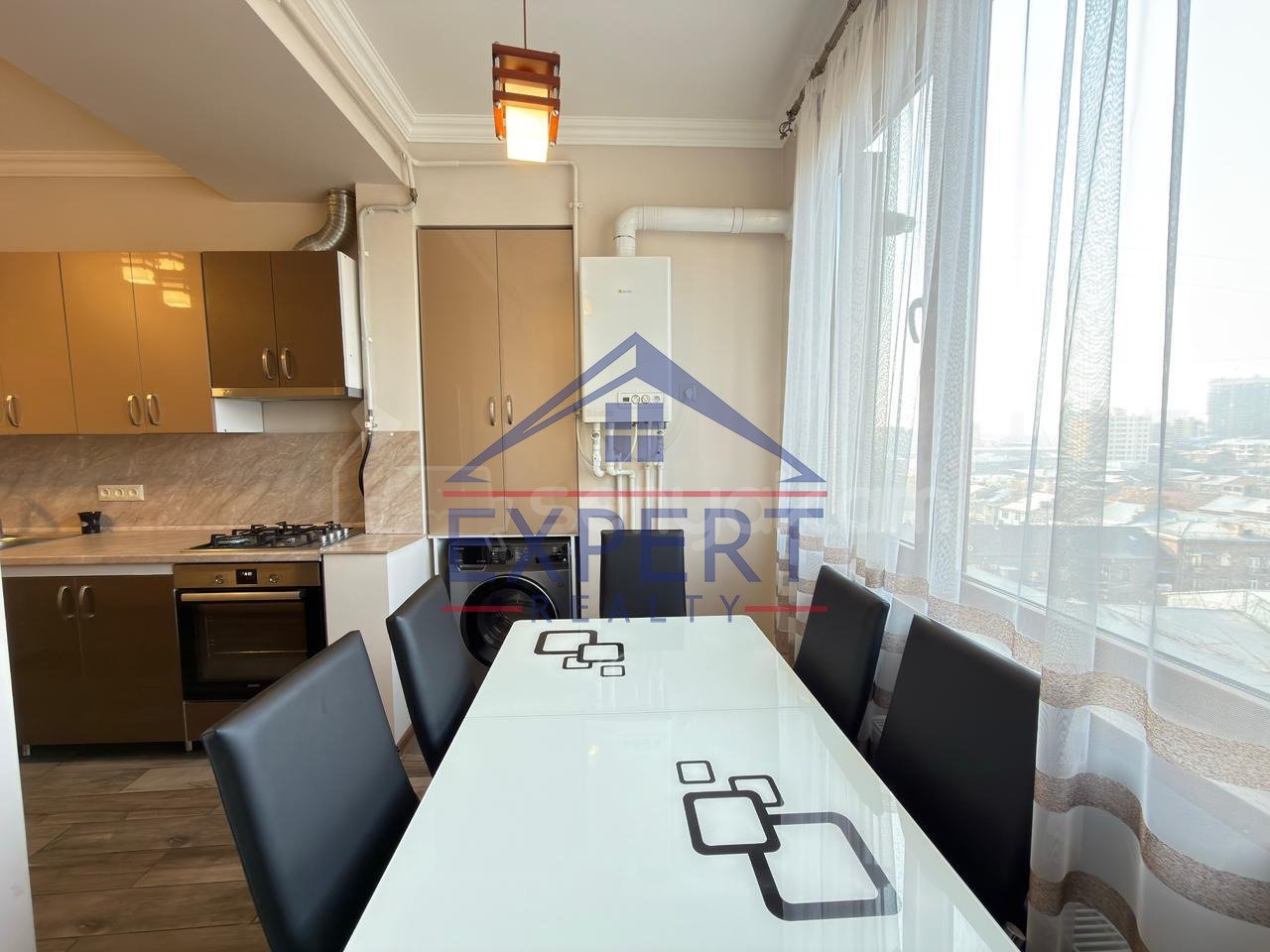 3 Սենյականոց Բնակարան, 110քմ, 11/11 հարկ, Կապիտալ Վերանորոգված, Կահավորված, Արևկող