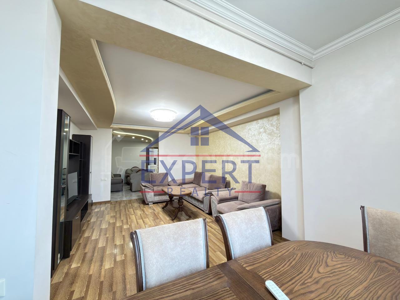 3 Սենյականոց Բնակարան, 110քմ, 11/11 հարկ, Կապիտալ Վերանորոգված, Կահավորված, Արևկող