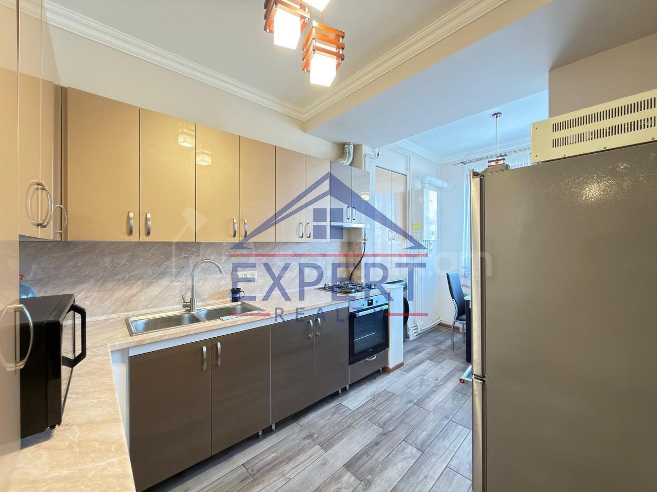 3 Սենյականոց Բնակարան, 110քմ, 11/11 հարկ, Կապիտալ Վերանորոգված, Կահավորված, Արևկող