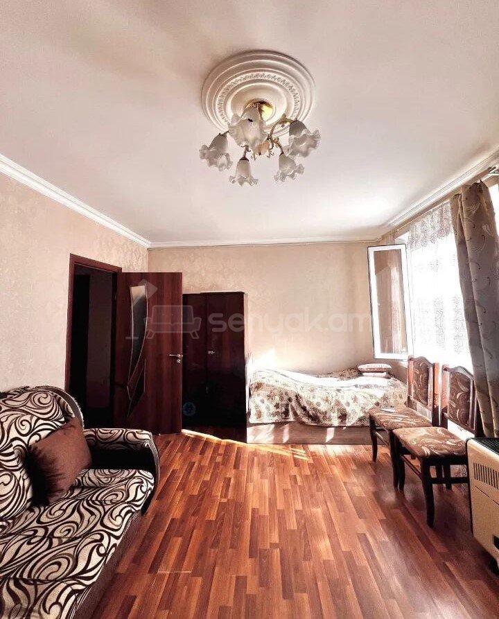 2 Սենյականոց Բնակարան, 53քմ, 3/9 հարկ, Նորմալ Վիճակում