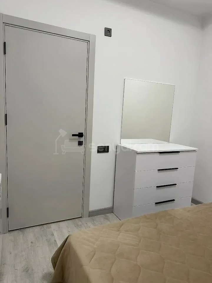 3 Սենյականոց Բնակարան Նորակառույցում, 70քմ, 13/19 հարկ, Կապիտալ Վերանորոգված