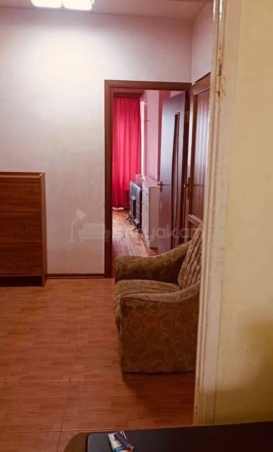 2 Սենյականոց Բնակարան, 70քմ, 3/10 հարկ, Պետական Վիճակում