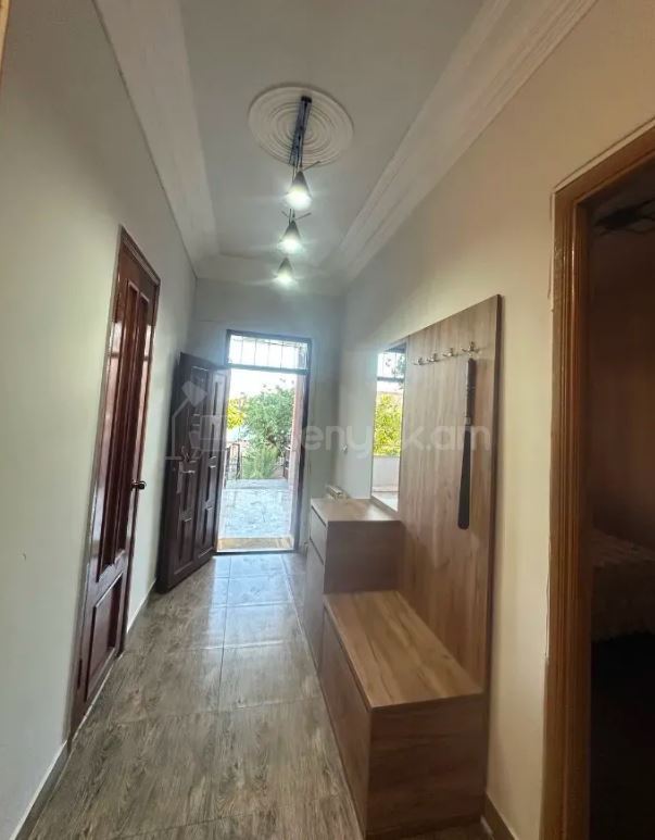 4 Սենյականոց Սեփական Տուն, 150քմ, Նորմալ Վիճակում, Կահավորված