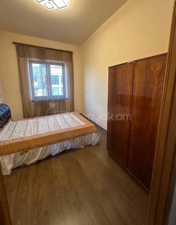 4 Սենյականոց Սեփական Տուն, 150քմ, Նորմալ Վիճակում, Կահավորված