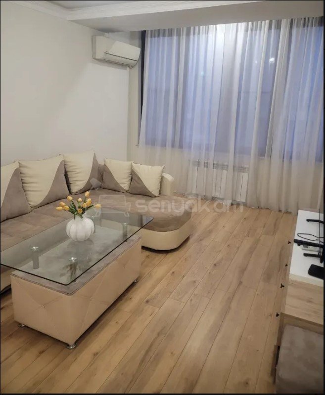 2 Սենյականոց Բնակարան, 50քմ, 10/12 հարկ, Կապիտալ Վերանորոգված, Կահավորված