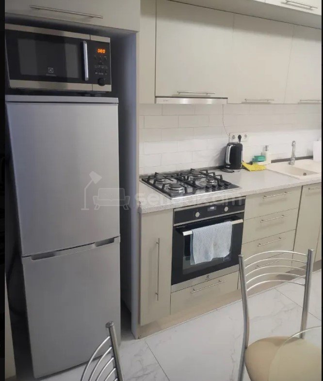 2 Սենյականոց Բնակարան, 50քմ, 10/12 հարկ, Կապիտալ Վերանորոգված, Կահավորված