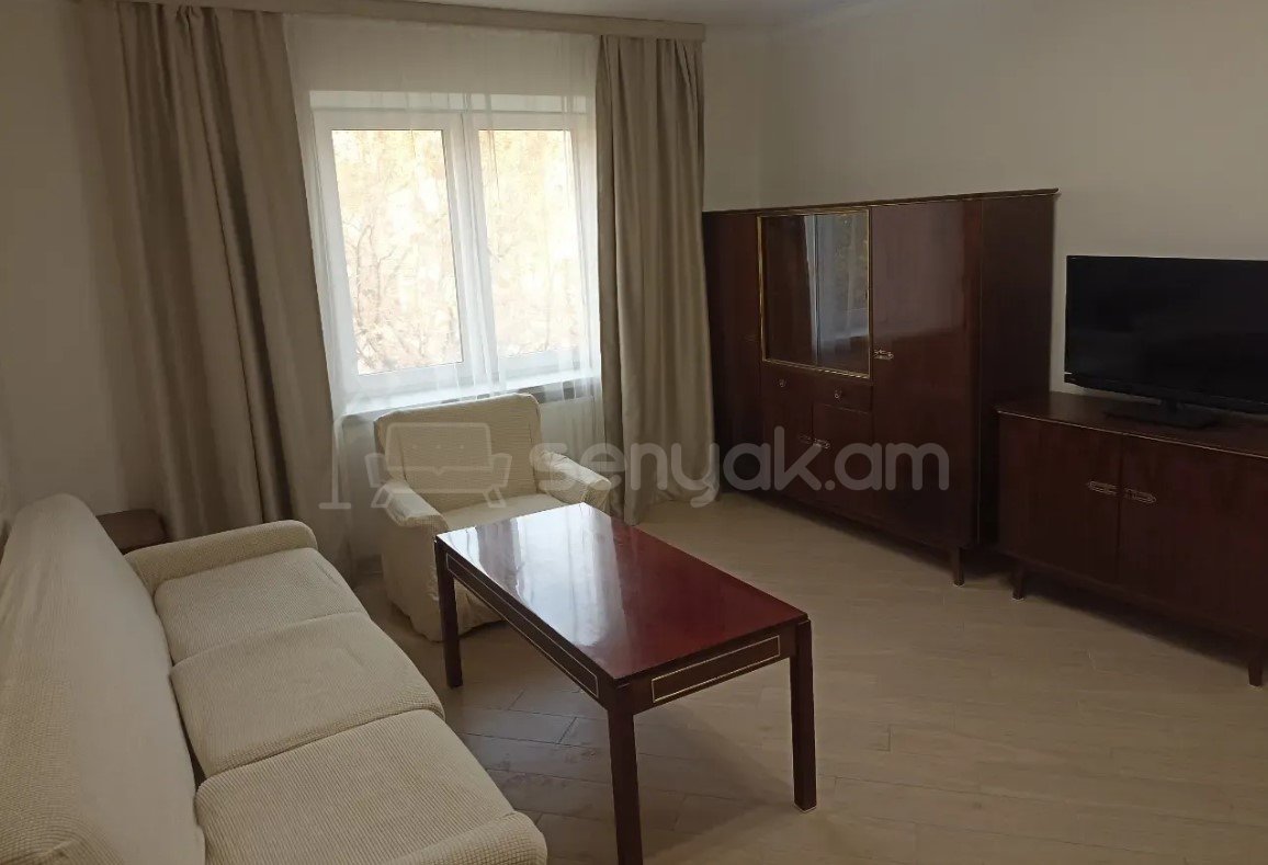 2 Սենյականոց Բնակարան Քարե Շենքում, 50քմ, 5/5 հարկ, Կապիտալ Վերանորոգված, Կահավորված