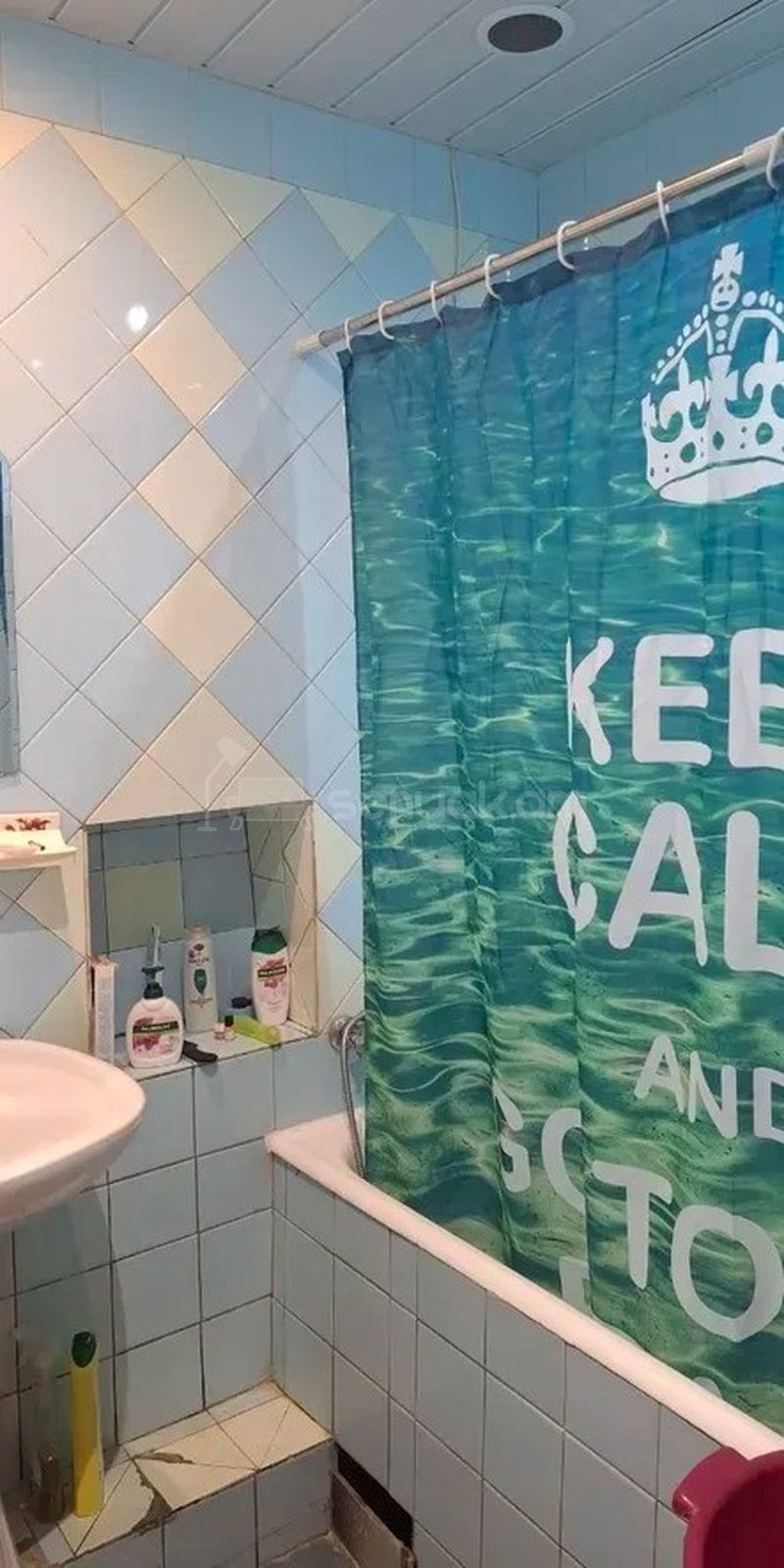 3 Սենյականոց Բնակարան Քարե Շենքում, 92քմ, 3/5 հարկ, Նորմալ Վիճակում