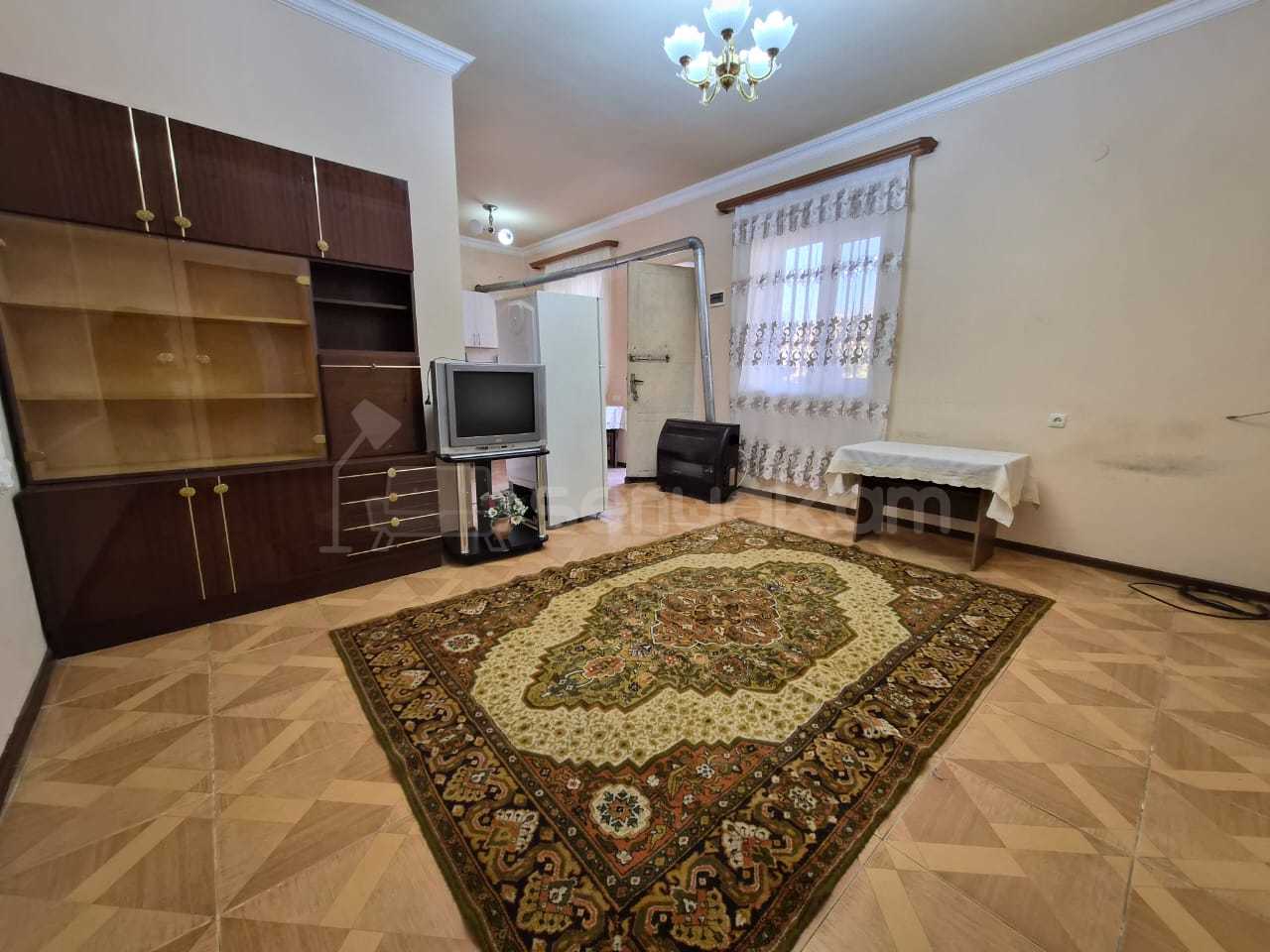 2 Սենյականոց Սեփական Տուն, 70քմ, Նորմալ Վիճակում, Մասամբ Կահավորված