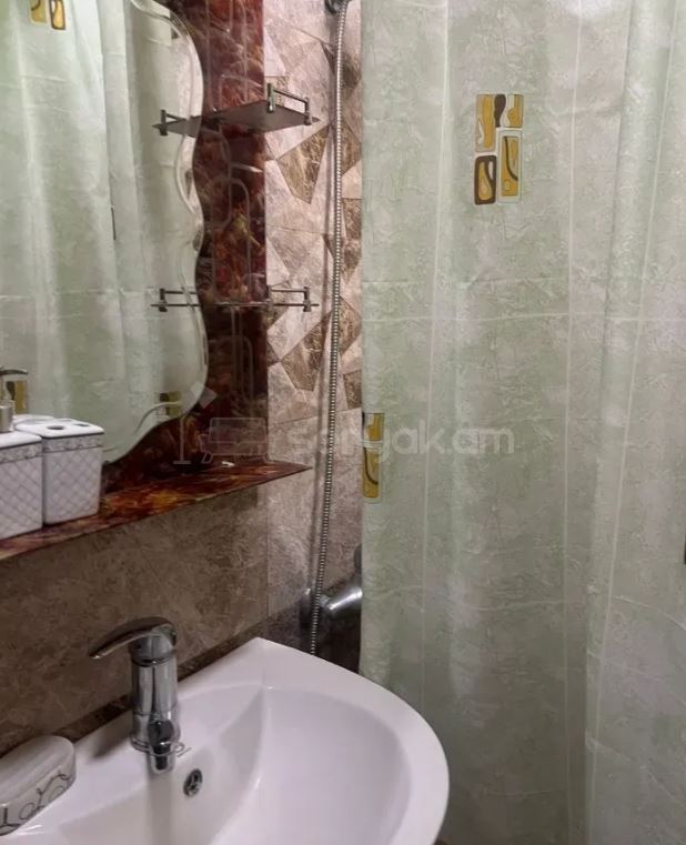 2 Սենյականոց Բնակարան, 50քմ, 11/12 հարկ, Նորմալ Վիճակում, Կահավորված, Արևկող