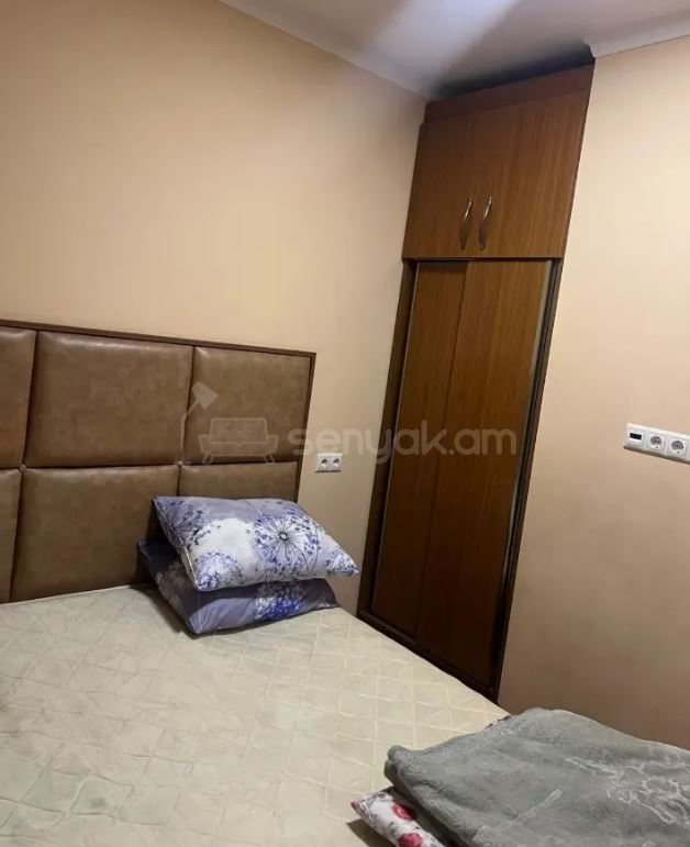 2 Սենյականոց Բնակարան, 50քմ, 11/12 հարկ, Նորմալ Վիճակում, Կահավորված, Արևկող