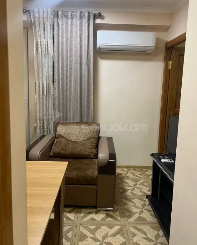 2 Սենյականոց Բնակարան, 50քմ, 11/12 հարկ, Նորմալ Վիճակում, Կահավորված, Արևկող