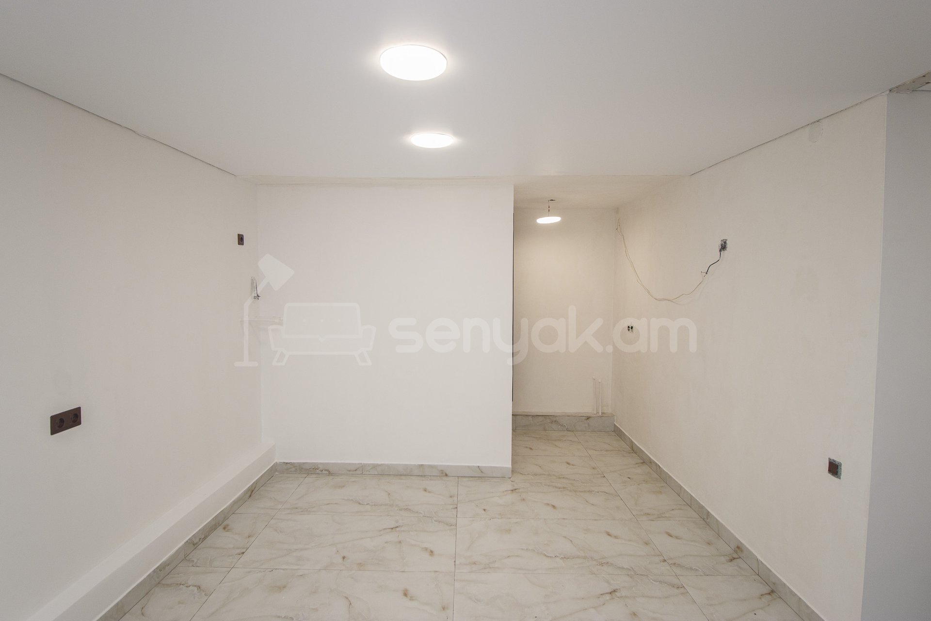 Օֆիսային Տարածք, 40քմ, Կապիտալ Վերանորոգված