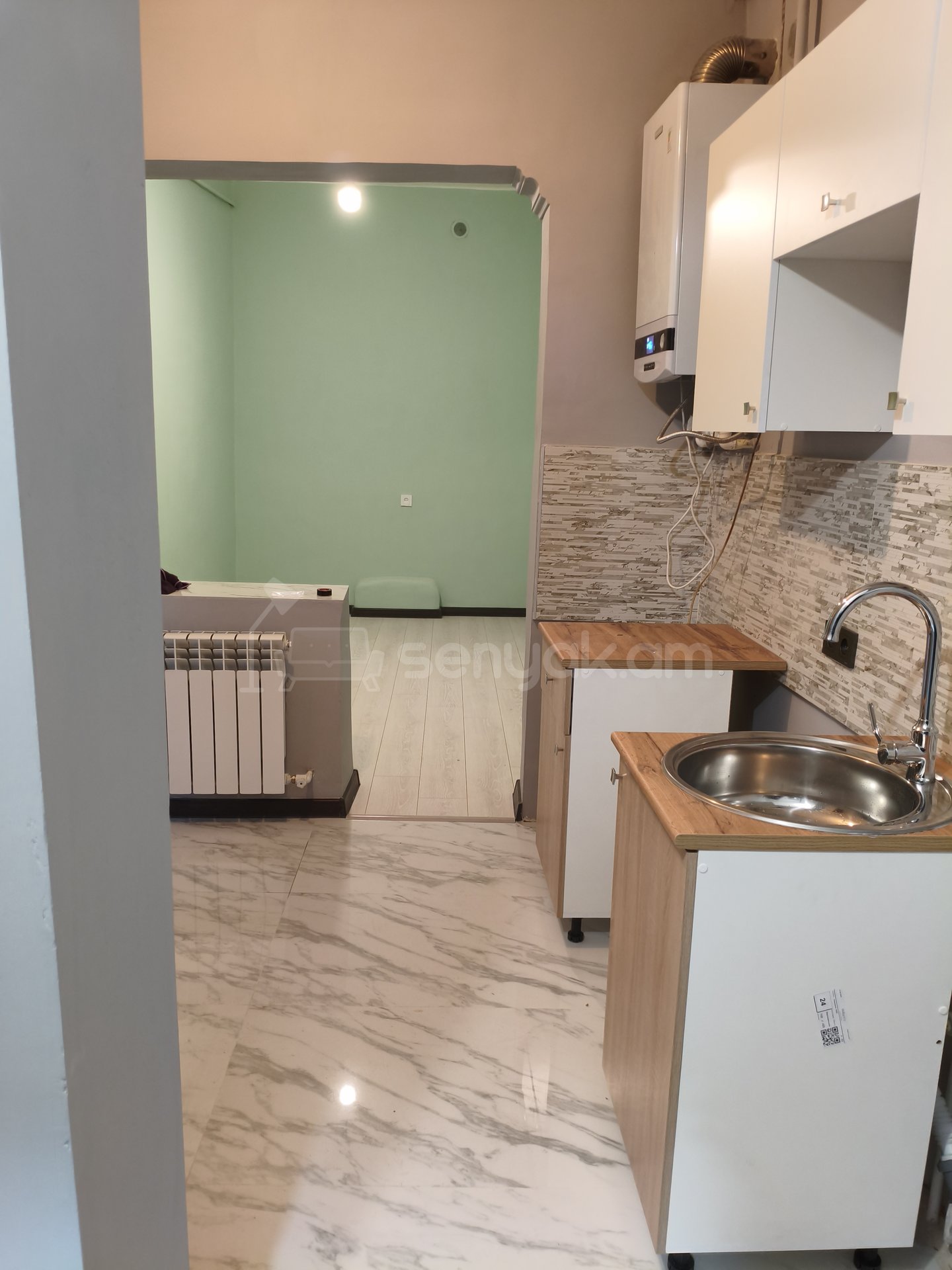 3 Սենյականոց Բնակարան Քարե Շենքում, 78քմ, 1/1 հարկ, Կապիտալ Վերանորոգված