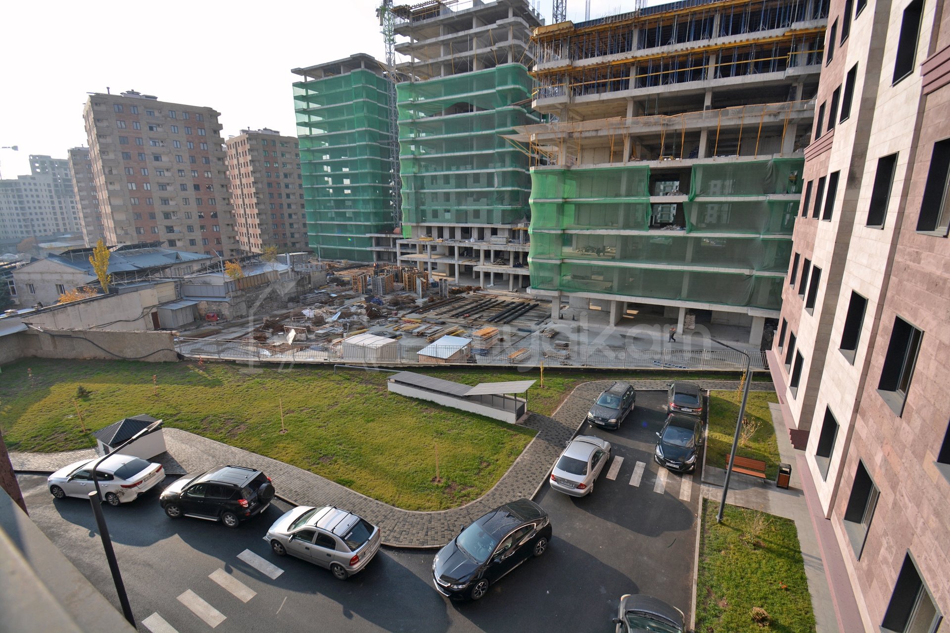 3 Սենյականոց Բնակարան Նորակառույցում, 80քմ, 4/16 հարկ, Զրոյական Վիճակում