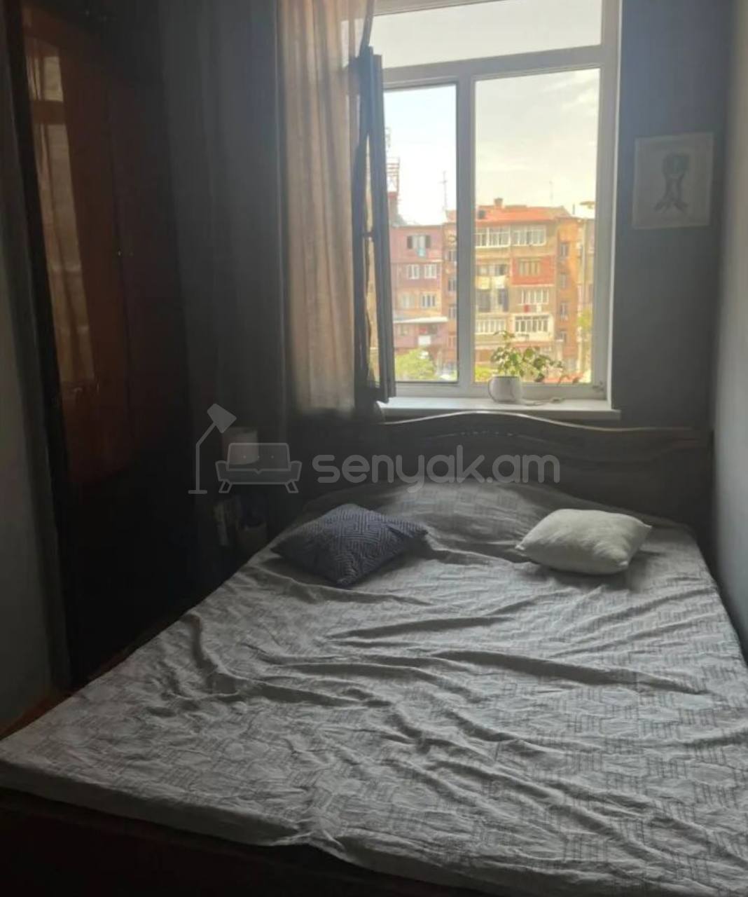 2 Սենյականոց Բնակարան Քարե Շենքում, 37քմ, 4/4 հարկ, Պետական Վիճակում, Կահավորված