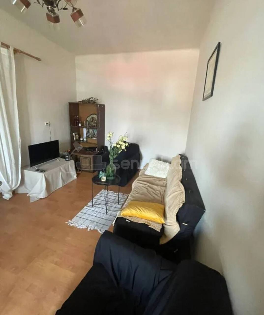 2 Սենյականոց Բնակարան Քարե Շենքում, 37քմ, 4/4 հարկ, Պետական Վիճակում, Կահավորված