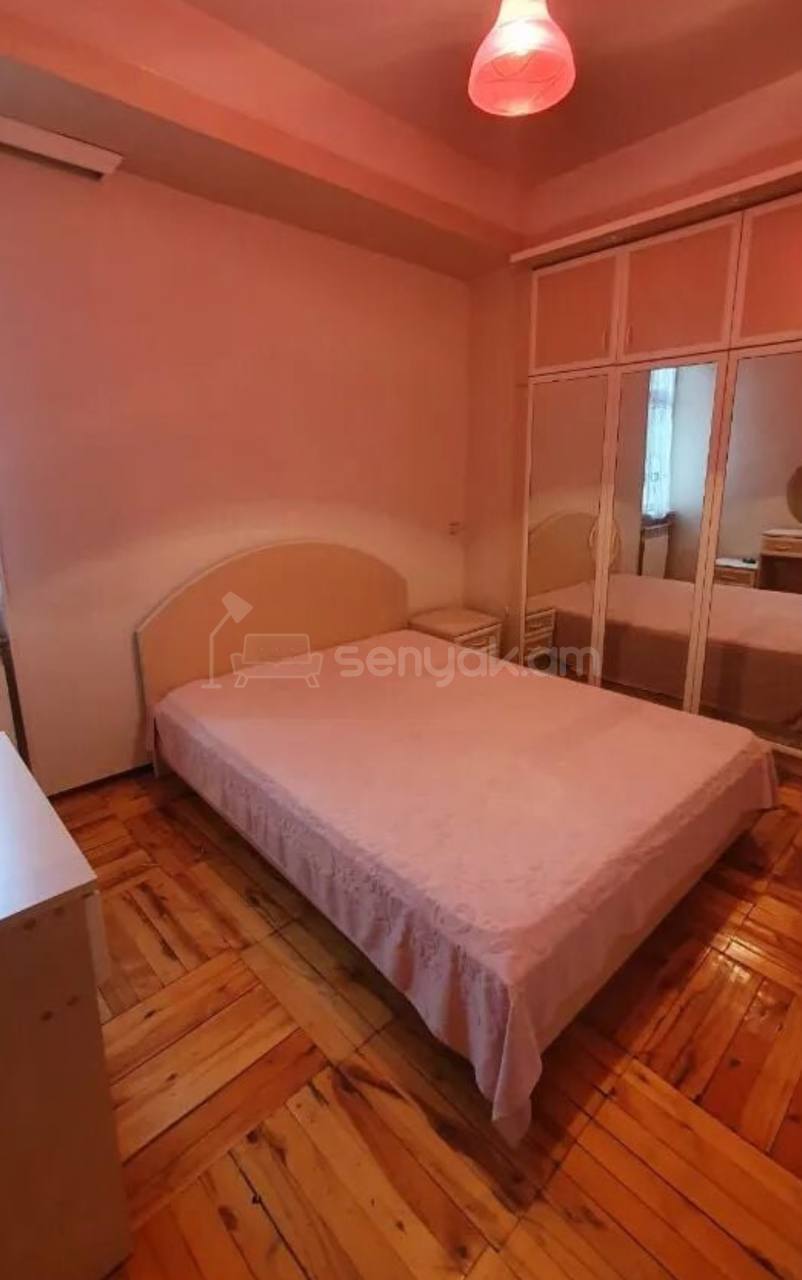 3 Սենյականոց Բնակարան, 47քմ, 3/9 հարկ, Նորմալ Վիճակում, Կահավորված, Արևկող