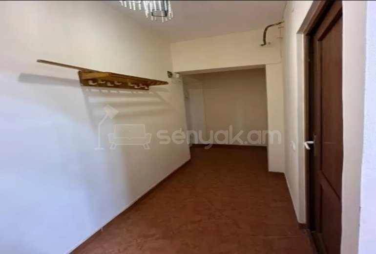 2 Սենյականոց Բնակարան Քարե Շենքում, 41քմ, 2/5 հարկ, Կոսմետիկ Վերանորոգված, Կահավորված, Արևկող