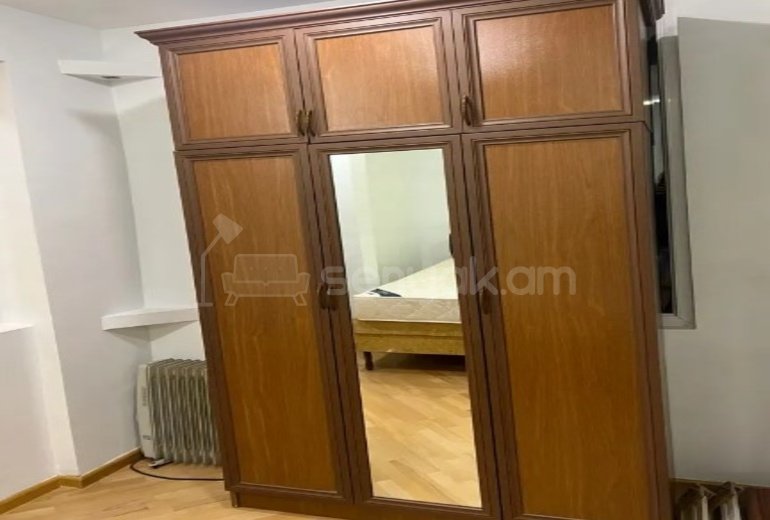 2 Սենյականոց Բնակարան Քարե Շենքում, 41քմ, 2/5 հարկ, Կոսմետիկ Վերանորոգված, Կահավորված, Արևկող