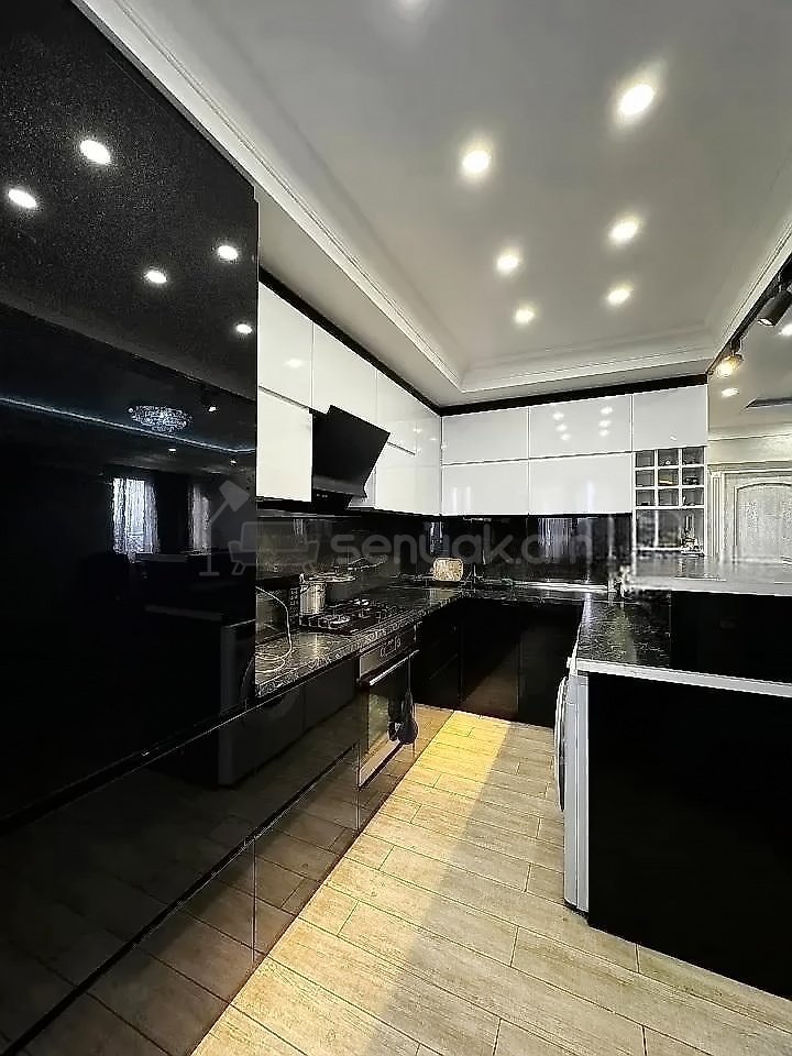 3 Սենյականոց Բնակարան, 83քմ, 11/14 հարկ, Կապիտալ Վերանորոգված