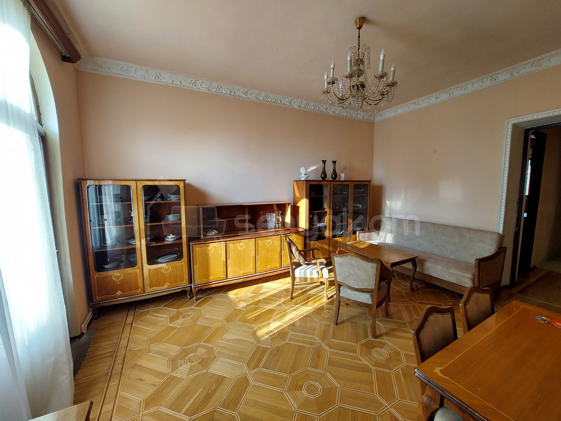 3 Սենյականոց Բնակարան Քարե Շենքում, 80քմ, 5/5 հարկ, Նորմալ Վիճակում, Կահավորված