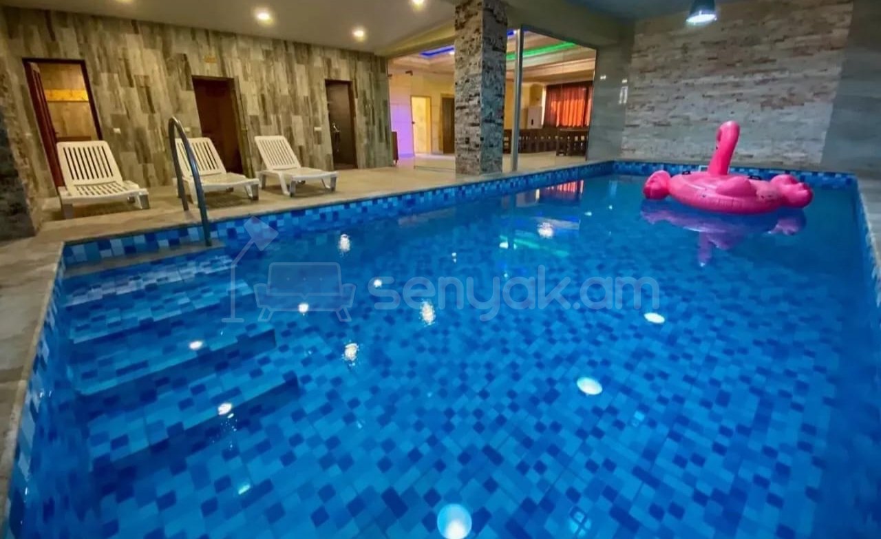 5 Սենյականոց Շքեղ Առանձնատուն, 250քմ, Լողավազանով
