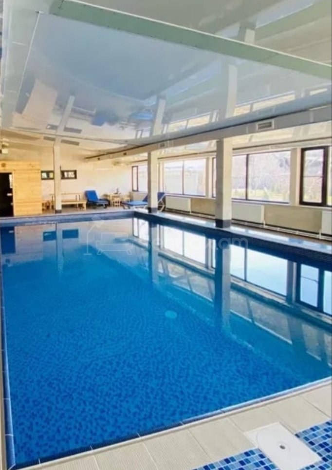 5 Սենյականոց Շքեղ Առանձնատուն, 240քմ, Լողավազանով