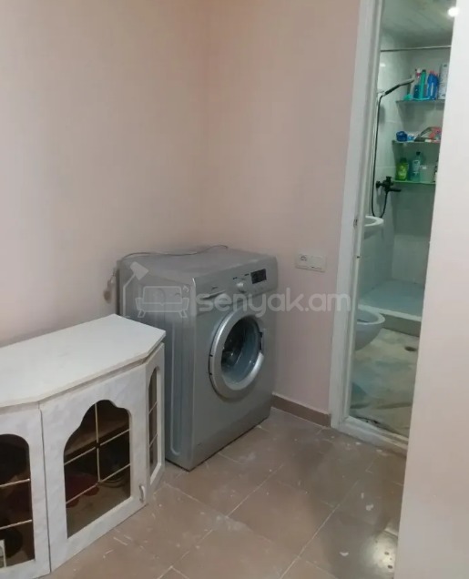 1 Սենյականոց Բնակարան, 45քմ, 6/9 հարկ, Նորմալ Վիճակում