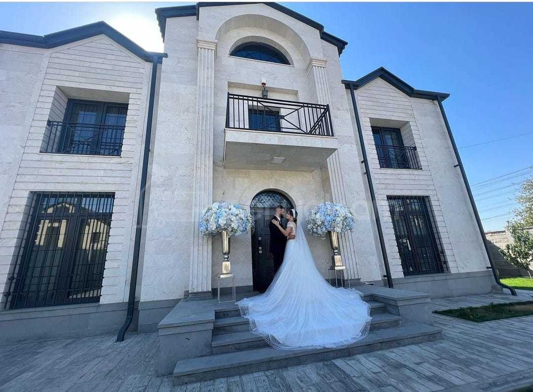 6 Սենյականոց Նորակառույց Շքեղ Առանձնատուն, 200քմ, Լողավազանով