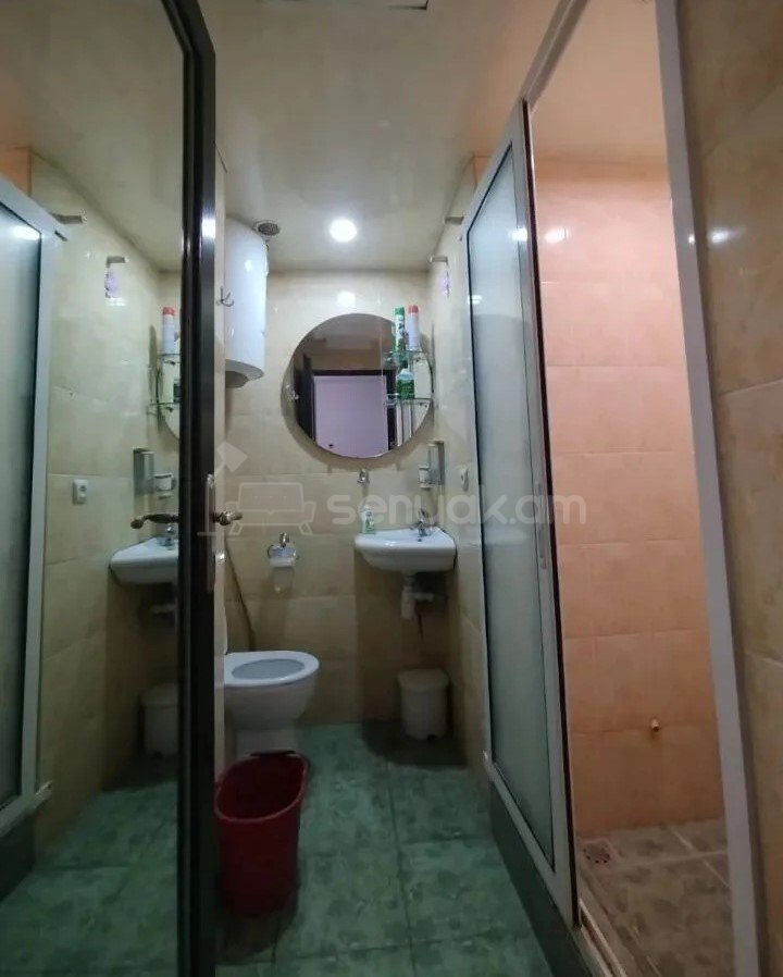 2 Սենյականոց Բնակարան Քարե Շենքում, 33քմ, 1/4 հարկ, Կապիտալ Վերանորոգված