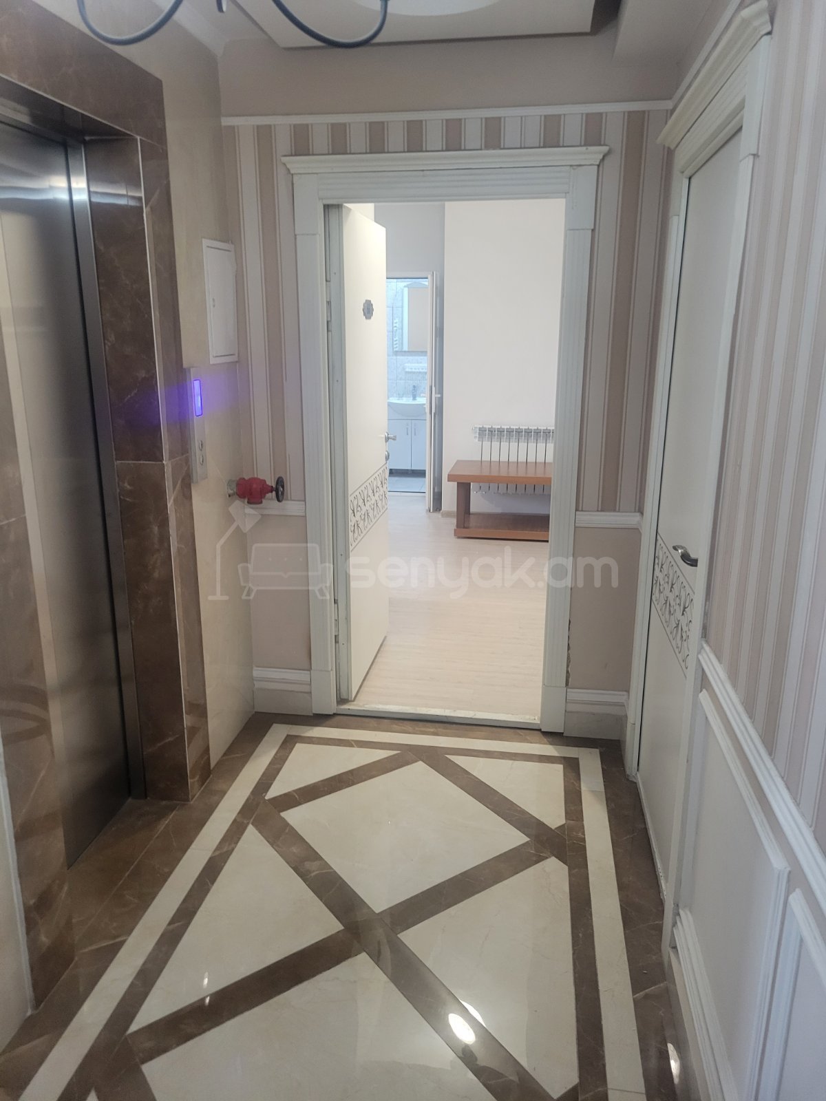 2 Սենյականոց Բնակարան Նորակառույցում, 45քմ, 2/13 հարկ, Կապիտալ Վերանորոգված, Կահավորված, Արևկող