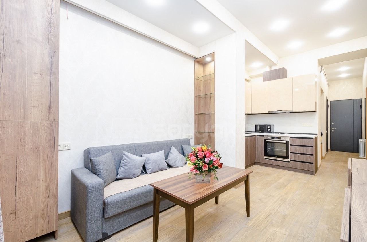 2 Սենյականոց Բնակարան, 42քմ, 2/5 հարկ, Դիզայներական Վերանորոգված