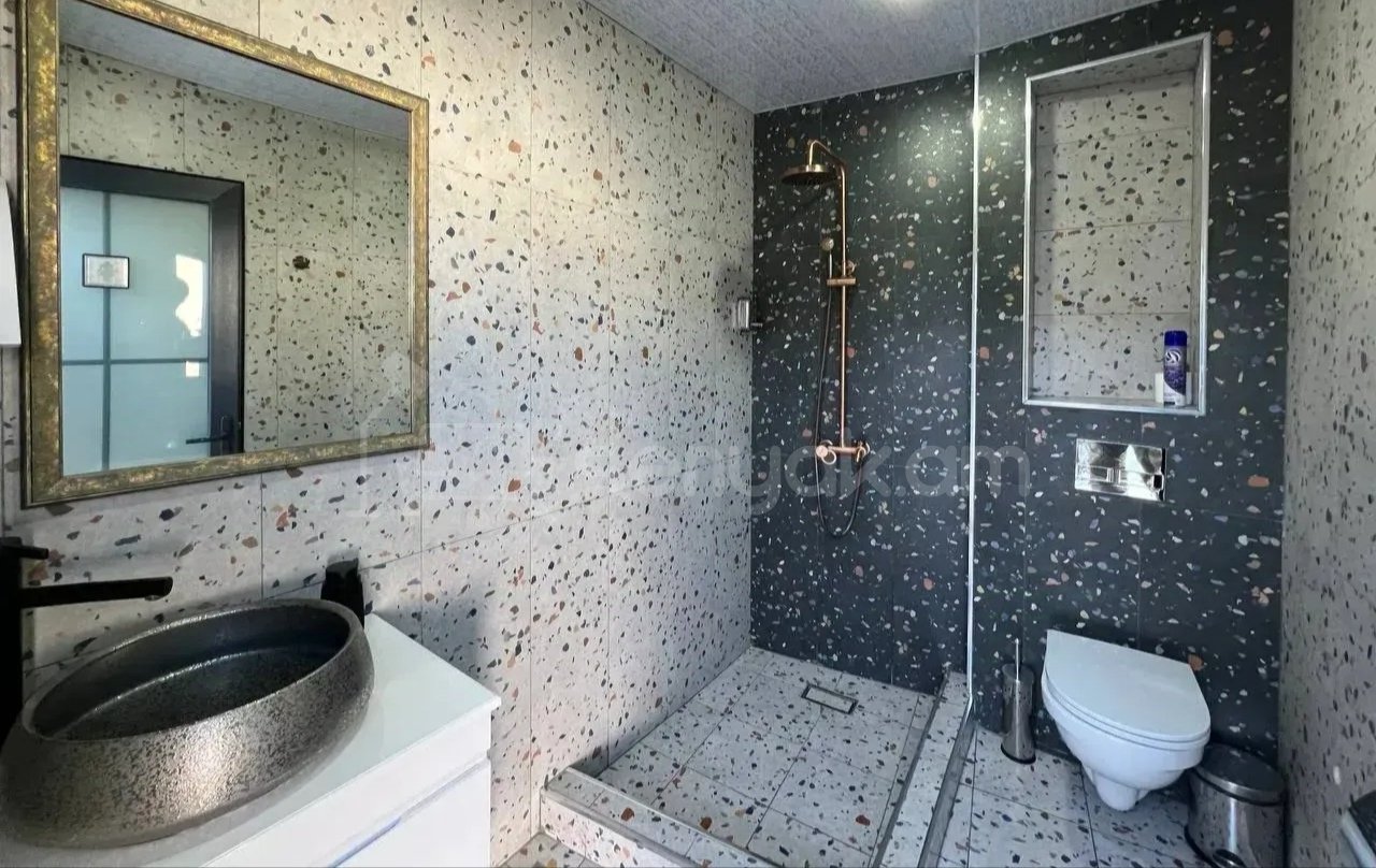 2 Սենյականոց Ամառանոց, 150քմ, Լողավազանով