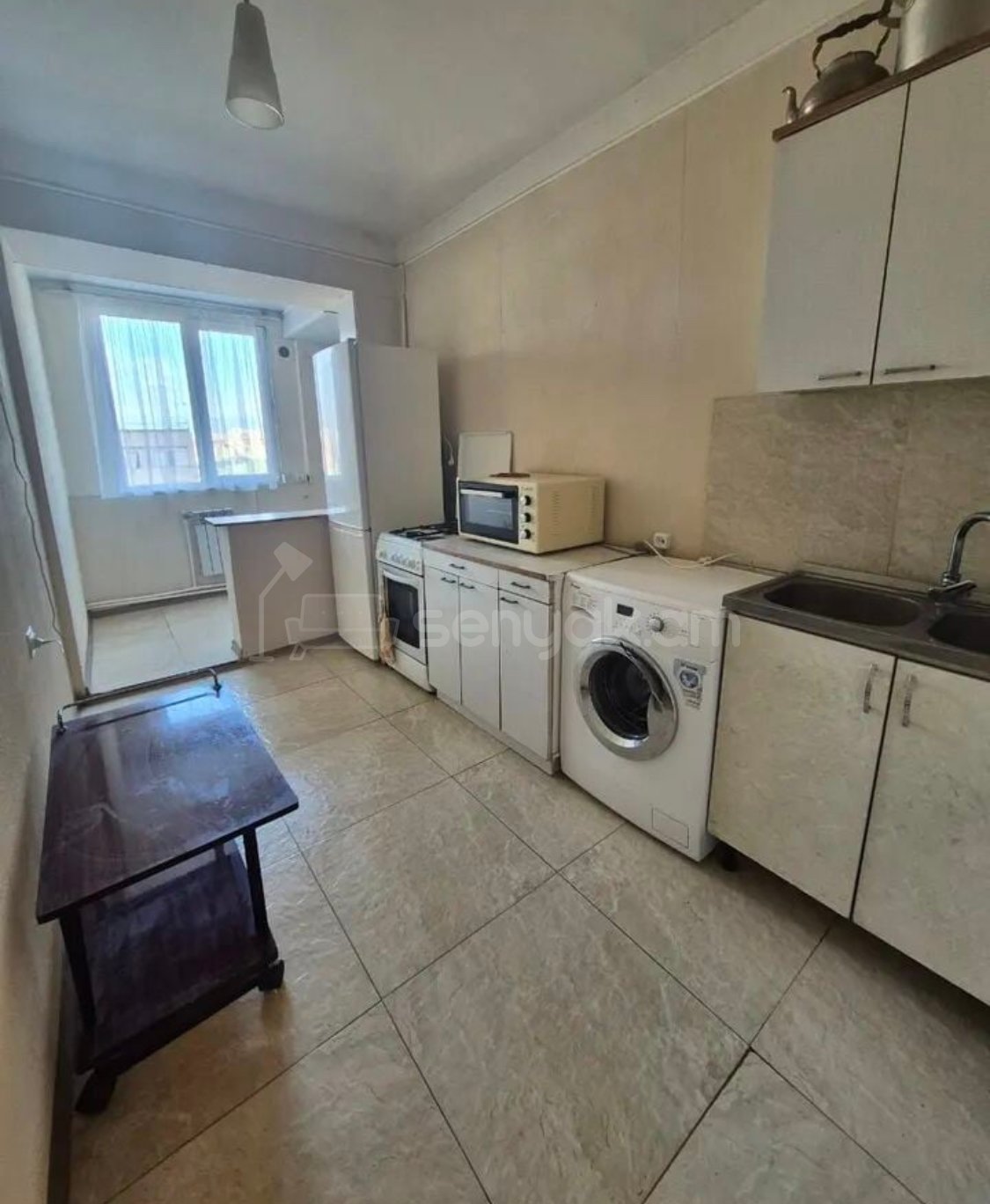 3 Սենյականոց Բնակարան, 75քմ, 9/16 հարկ, Նորմալ Վիճակում, Կահավորված